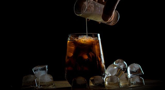 Cold Brew vs Iced Coffee: What’s the Real Difference?