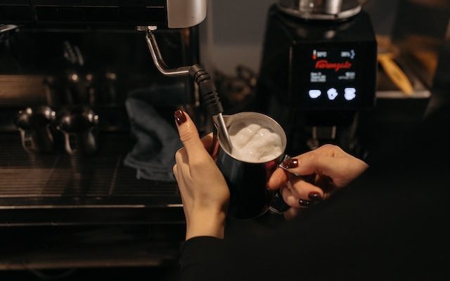 How to Use Nespresso Frother? The Fast and Simple Way