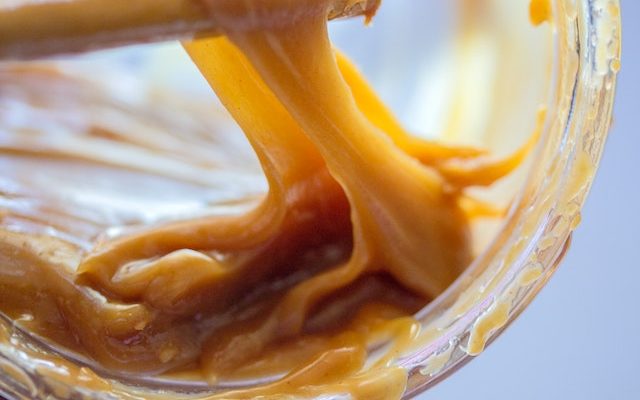 Caramel vs Carmel: Get To Know All the Differences