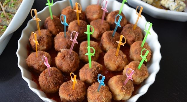 How to cook sausage balls in oven? Easy and Simple Answer